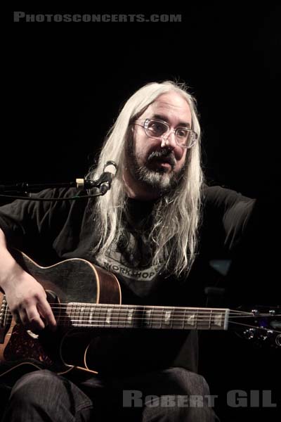 J MASCIS - 2011-04-16 - PARIS - Point Ephemere - 